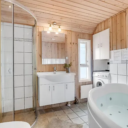 3 Bedroom Nice Home In Thisted Klitmoller